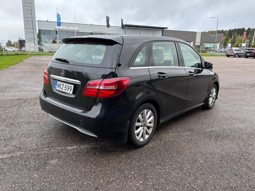 Mercedes-Benz B vaihtoauto