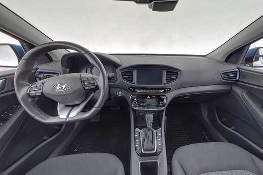 Hyundai IONIQ plug-in vaihtoauto