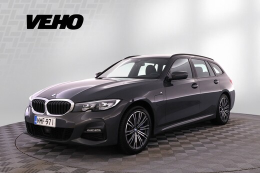 BMW 330 vaihtoauto
