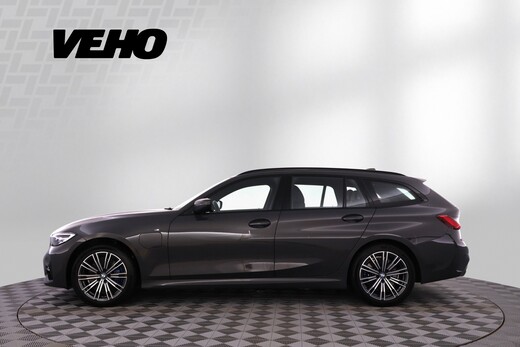 BMW 330 vaihtoauto