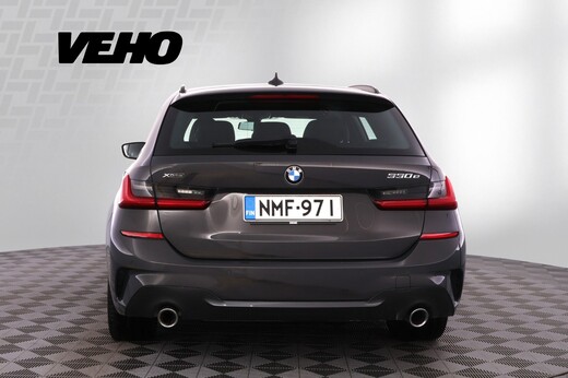 BMW 330 vaihtoauto