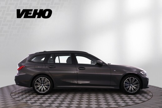 BMW 330 vaihtoauto