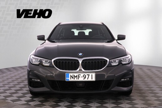 BMW 330 vaihtoauto