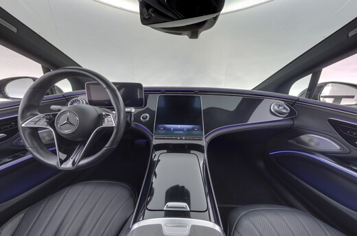 Mercedes-Benz EQS vaihtoauto