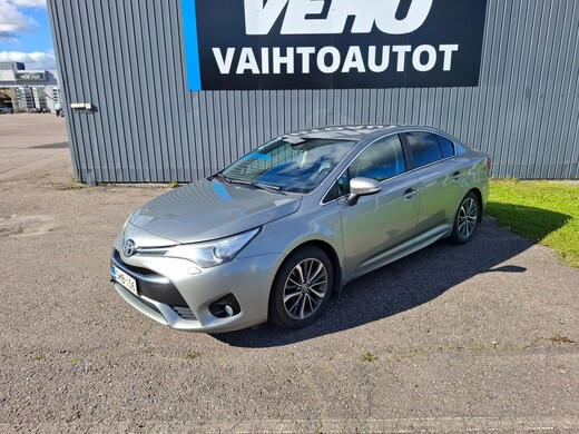Toyota Avensis vaihtoauto