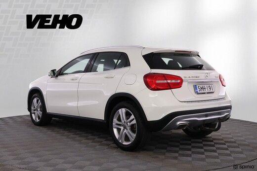 Mercedes-Benz GLA vaihtoauto