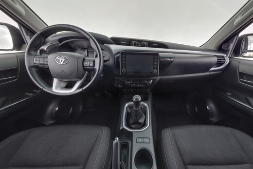 Toyota Hilux vaihtoauto