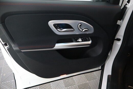 Mercedes-Benz GLB vaihtoauto