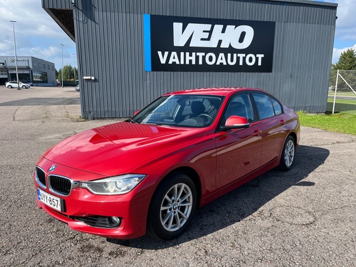 BMW 320 vaihtoauto