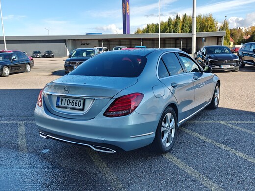 Mercedes-Benz C vaihtoauto
