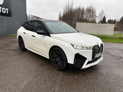 BMW iX vaihtoauto