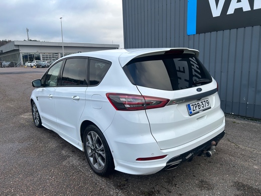 Ford S-MAX vaihtoauto