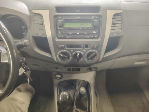 Toyota Hilux vaihtoauto