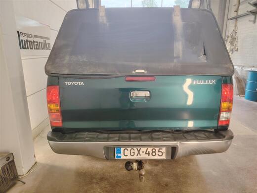 Toyota Hilux vaihtoauto