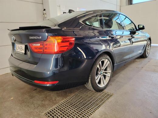 BMW 320 vaihtoauto