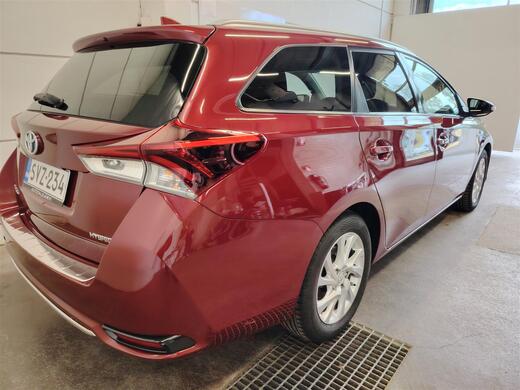 Toyota Auris vaihtoauto