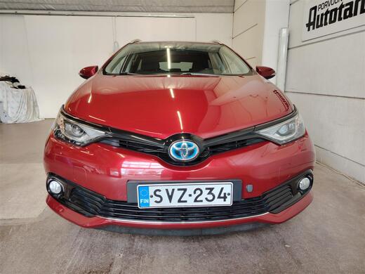 Toyota Auris vaihtoauto