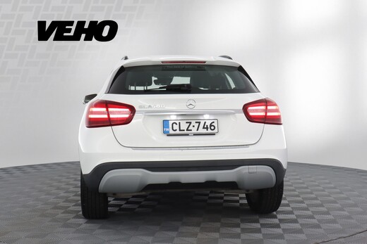Mercedes-Benz GLA vaihtoauto