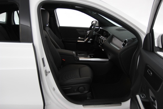 Mercedes-Benz GLA vaihtoauto