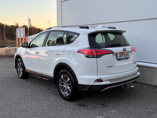 Toyota RAV4 vaihtoauto