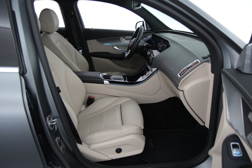 Mercedes-Benz EQC vaihtoauto