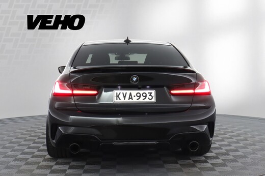 BMW 330 vaihtoauto