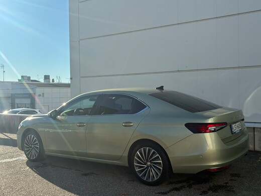 Skoda Superb vaihtoauto