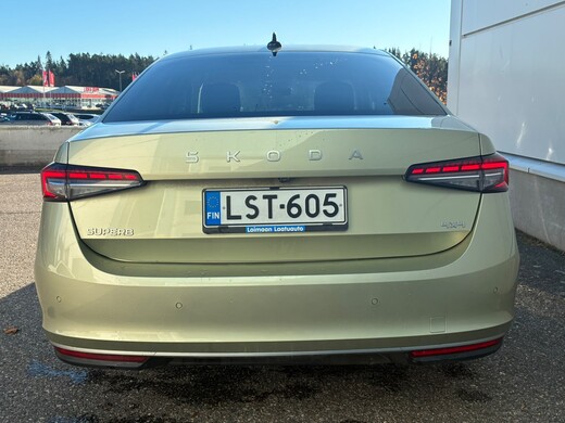 Skoda Superb vaihtoauto