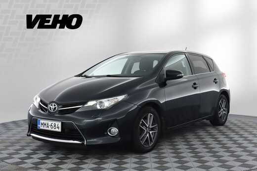 Toyota Auris vaihtoauto