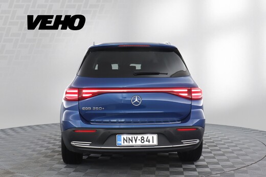 Mercedes-Benz EQB vaihtoauto