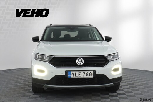 Volkswagen T-Roc vaihtoauto