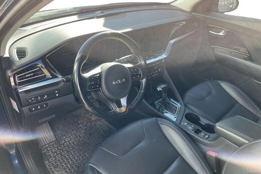 Kia Niro plug-in vaihtoauto