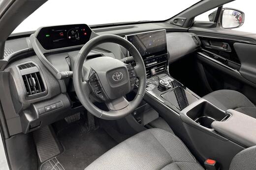 Toyota bZ4X vaihtoauto