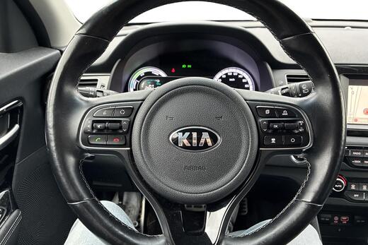 Kia Niro plug-in vaihtoauto