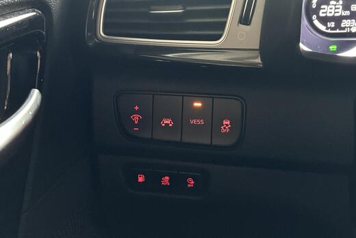 Kia Niro plug-in vaihtoauto
