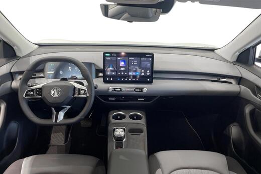 MG MGS5 EV vaihtoauto