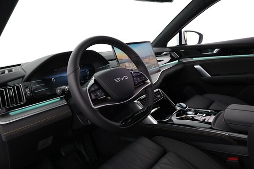 BYD Tang vaihtoauto