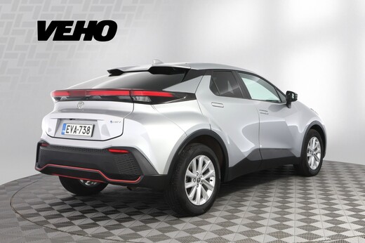 Toyota C-HR vaihtoauto