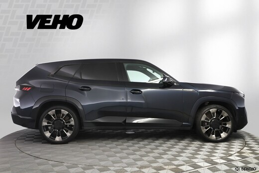 BMW XM vaihtoauto