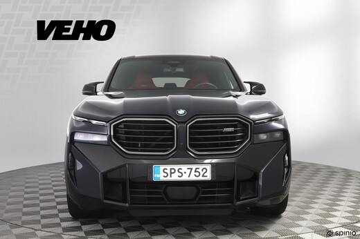 BMW XM vaihtoauto