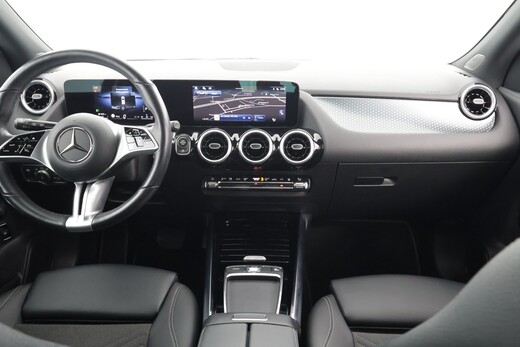 Mercedes-Benz GLA vaihtoauto