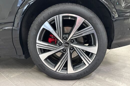 Audi SQ6 e-tron vaihtoauto