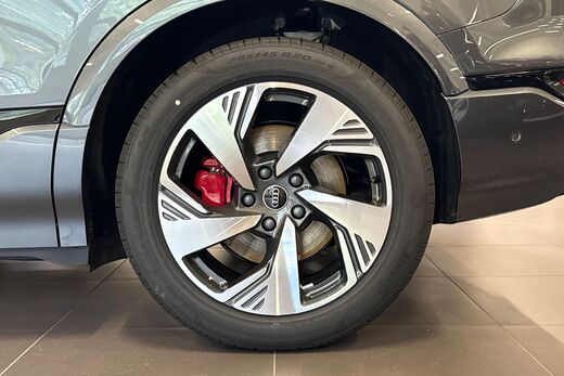 Audi Q6 e-tron vaihtoauto