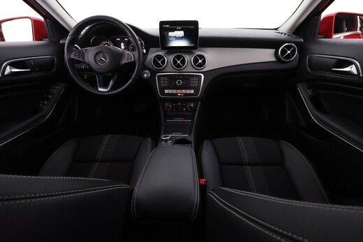 Mercedes-Benz GLA vaihtoauto