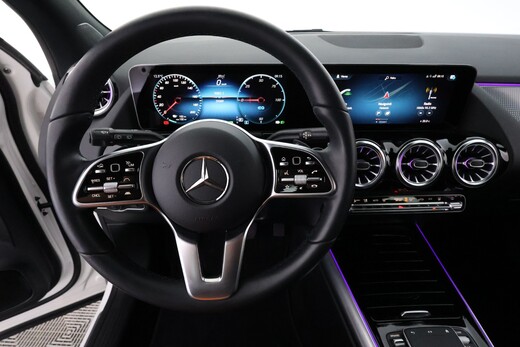 Mercedes-Benz EQA vaihtoauto