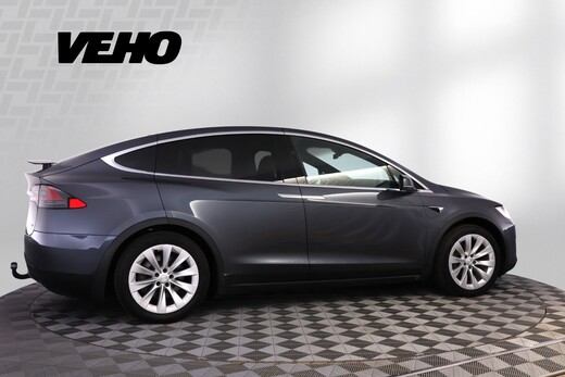 Tesla Model X vaihtoauto