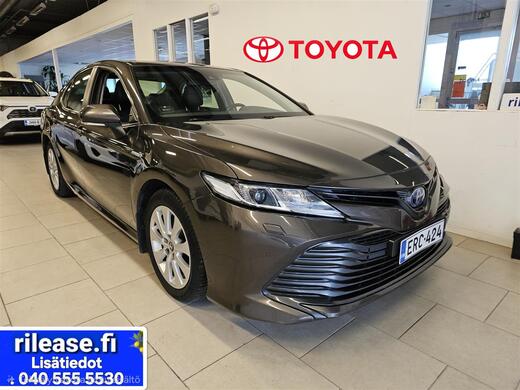 Toyota Camry vaihtoauto
