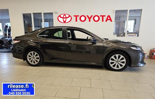 Toyota Camry vaihtoauto