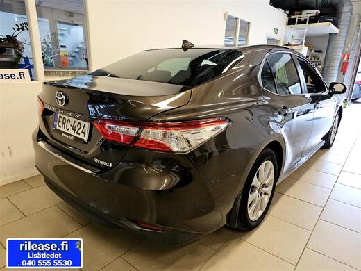 Toyota Camry vaihtoauto