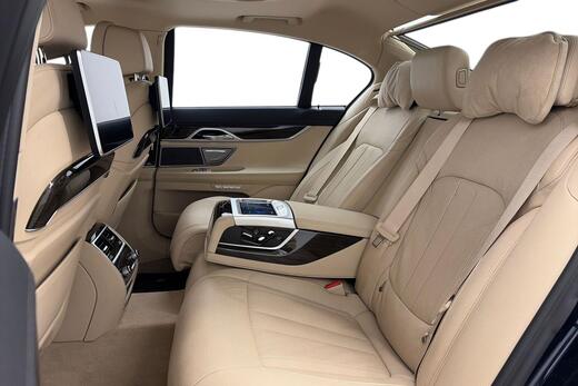 BMW 740 vaihtoauto